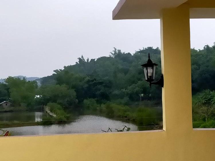 Casa De Flores Alaminos Eksteriør billede